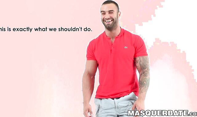 Buffed hottie Calvin shows us his amazing skills in masturbating