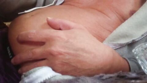 Amateur Norwegian Daddy Handjob