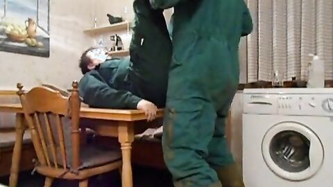 Twink Amateur Bareback IV