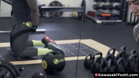 KawasakiYoshi.com - Yoshi Kawasaki works out with a butt plug stretching his tight as