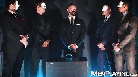 Enzo Muller worships Teddy Torres in ritual of raw lust