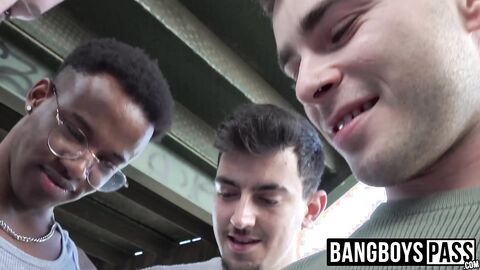 Black Sinner Pit spit roasted during group sex with three guys