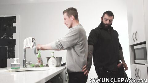 Twink William Moore is such a good stepson to hunk Markus Kage