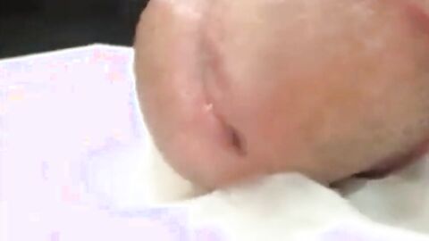 Asian Amateur Bareback: Cumming Hard