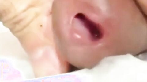 Asian Amateur Bareback: Cumming Hard