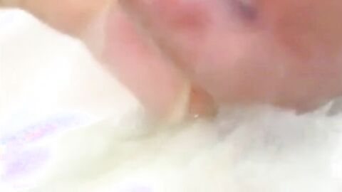 Asian Amateur Bareback: Cumming Hard