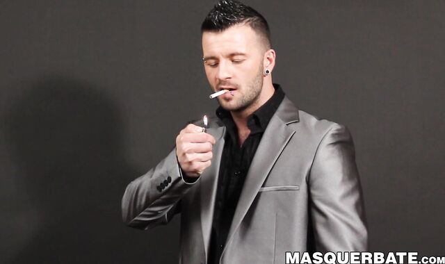 Pascal gives hunk Manuel Deboxer a nasty blowjob after hot photoshoot