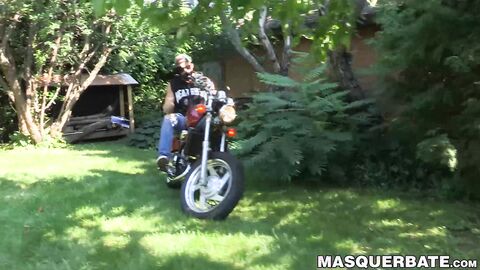 Alluring hottie Zack Lemec solo jerks his savory dick outdoors