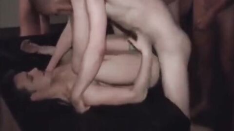 Muscle Men Bareback Party