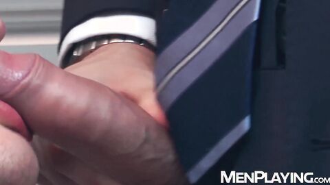 Suited Klein Kerr deepthroats Ken Rodeo before raw breeding him