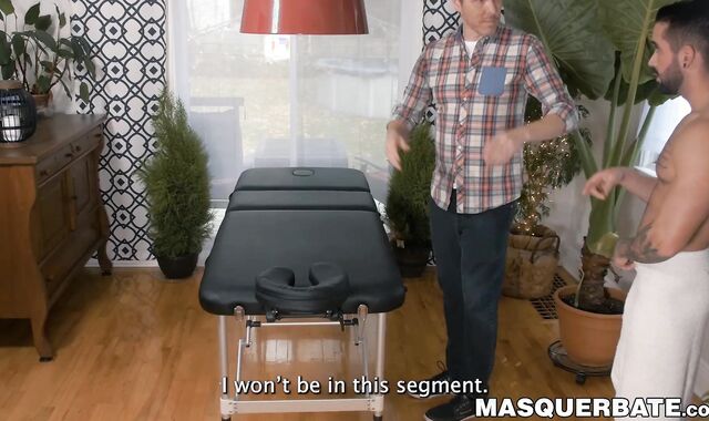 Bearded Zack Lemec given horny massage and swift handjobs