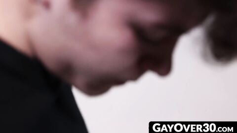 GayOver30.com - I let big cock dude Max Steele raw destroy my eager ass hole