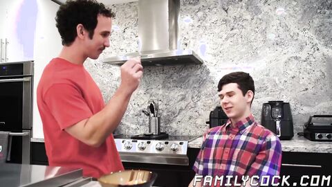 Kinky stepfather barebacks twink and cums on his cute face