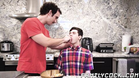 Kinky stepfather barebacks twink and cums on his cute face