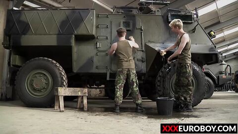 Colby Parker sticks his raging boner into submissive Jonny Castle