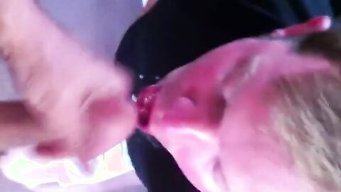 Big-Cock Amateur Takes Two Loads in His Mouth