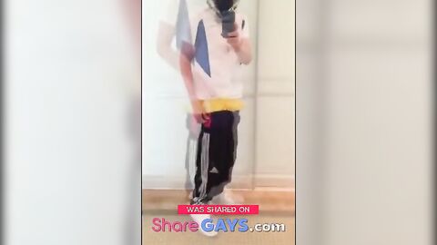 Twink Handjob Amateur Video - Sehr Geil