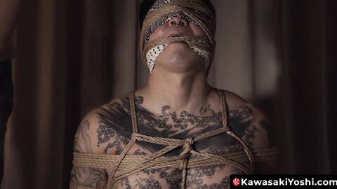 KawasakiYoshi.com - Yoshi Kawasaki invites Shibari master Encho for a tight binding s