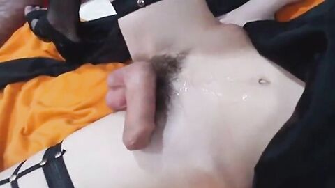 Big-cock crossdresser cums on webcam