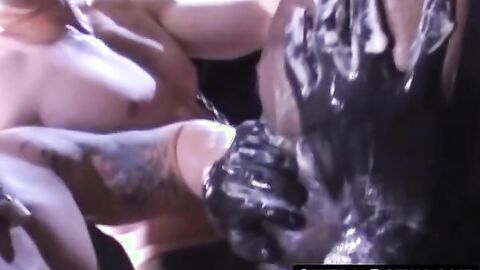 CentralFisting.com - Lasalle and Berlin on all fours for Heyford