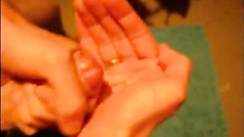 Amateur Webcam Masturbation and Cum