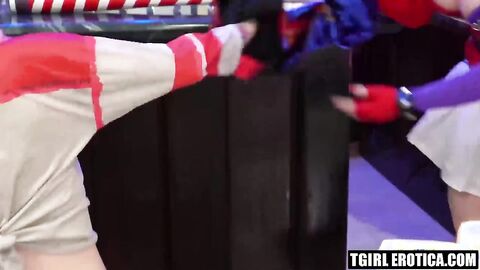 Brunette Autumn Rain squirms on riding MASSIVE COCK of hot Leya Falcon