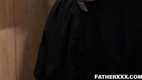 FatherXXX.com - Dakota Lovell's cock reveal by father Jonah Wheeler