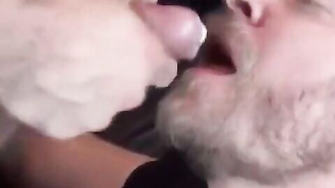 Straight Guy Gets Serviced by a Daddy