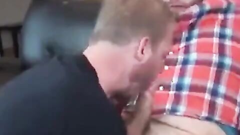 Straight Guy Gets Serviced by a Daddy