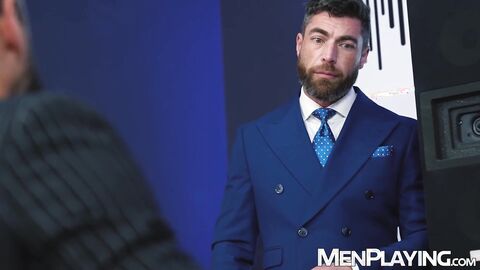 Suited muscle hunks Justin Jett and OnlyMatt breed after rimming