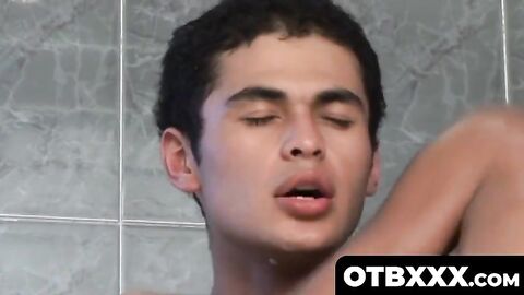 OTBXXX.com - Latino twinky enjoys a creampie during bubble bath bareback fucking