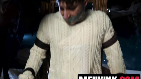 Dante Colle hits Michael Jackmans tender flesh in kinky Halloween play