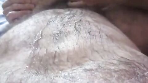 Bearded Daddy Gets Rimmed and Drained