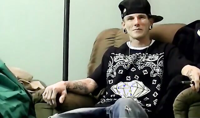 JoeSchmoeXXX.com - Inked thug receives oral service from a fat cock lover