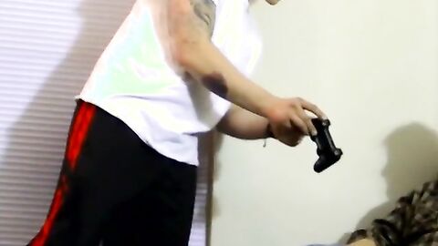 JoeSchmoeXXX.com - Experienced guy sucks his friend off and makes him explode