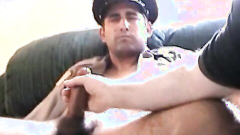 Officer receives a homemade blowjob from amateur homosexual