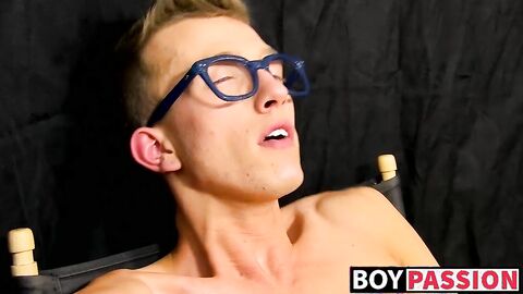 Hung twink Tanner Sharp interviewed and fucks dildo solo