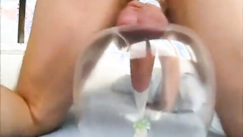 Amateur Man Has Sex With a Condom-Balloon