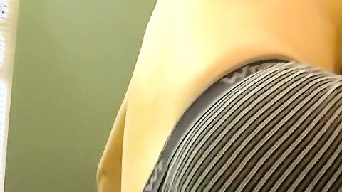 JoeSchmoeXXX.com - Hung smoker gets blown by an amateur cock enthusiast