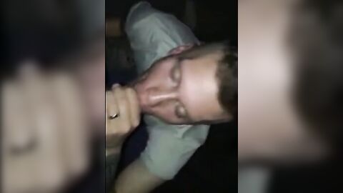 Big Black Cock Gives Facial to White Guy