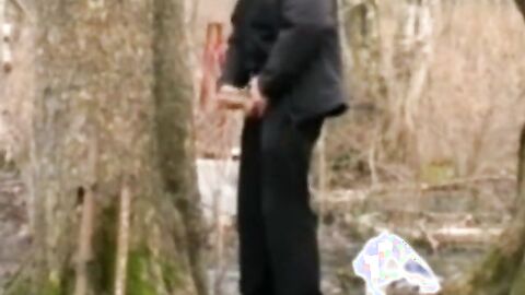 Lonely Daddy Strokes it Outside