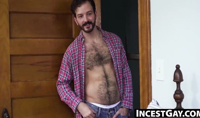 IncestGay.com - Tucker Barrett shoves his face on my ass before drilling