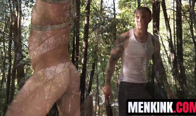 Christian Wilde punishes Jonah Fontanas disobedient asshole
