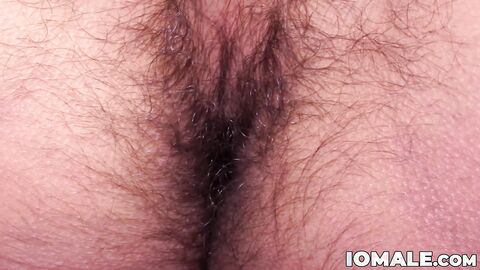 Slender Latino Odel explodes with cum after Rapper blows it off