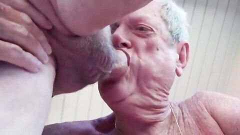 Dentured Gay Blowjob - Sucking and Enjoying It