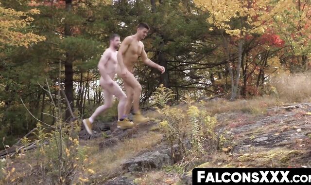 FalconsXXX.com - Sensual outdoor bareback with Thyle Knoxx and Rafael Louis in a wild