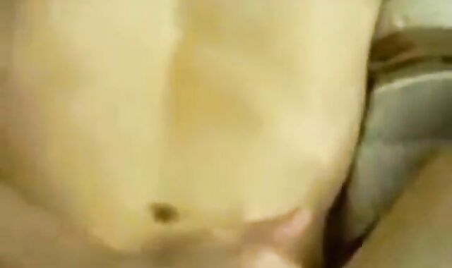 Amateur Twinks' Steamy Encounter