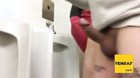 Twink's Handjob in the WC