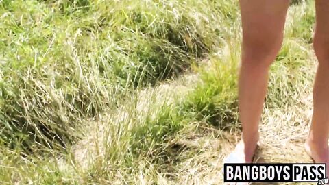 Stud barebacked outdoors after giving a sloppy blowjob
