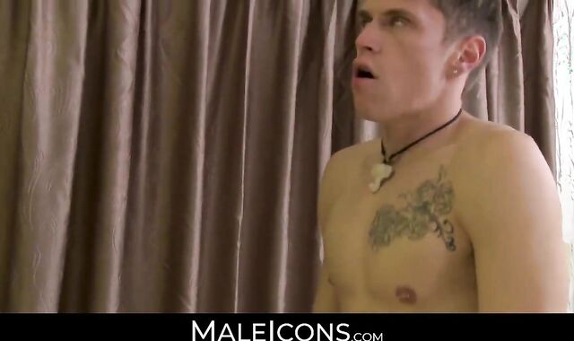 MaleIcons.com - Lusty twink's seduction and intense anal play with guy's big cock